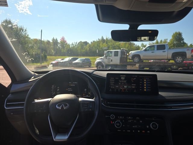 Used 2023 INFINITI QX60 Luxe image 19