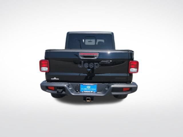 Used 2020 Jeep Gladiator Sport w/ Technology Group AWD/4WD image 12