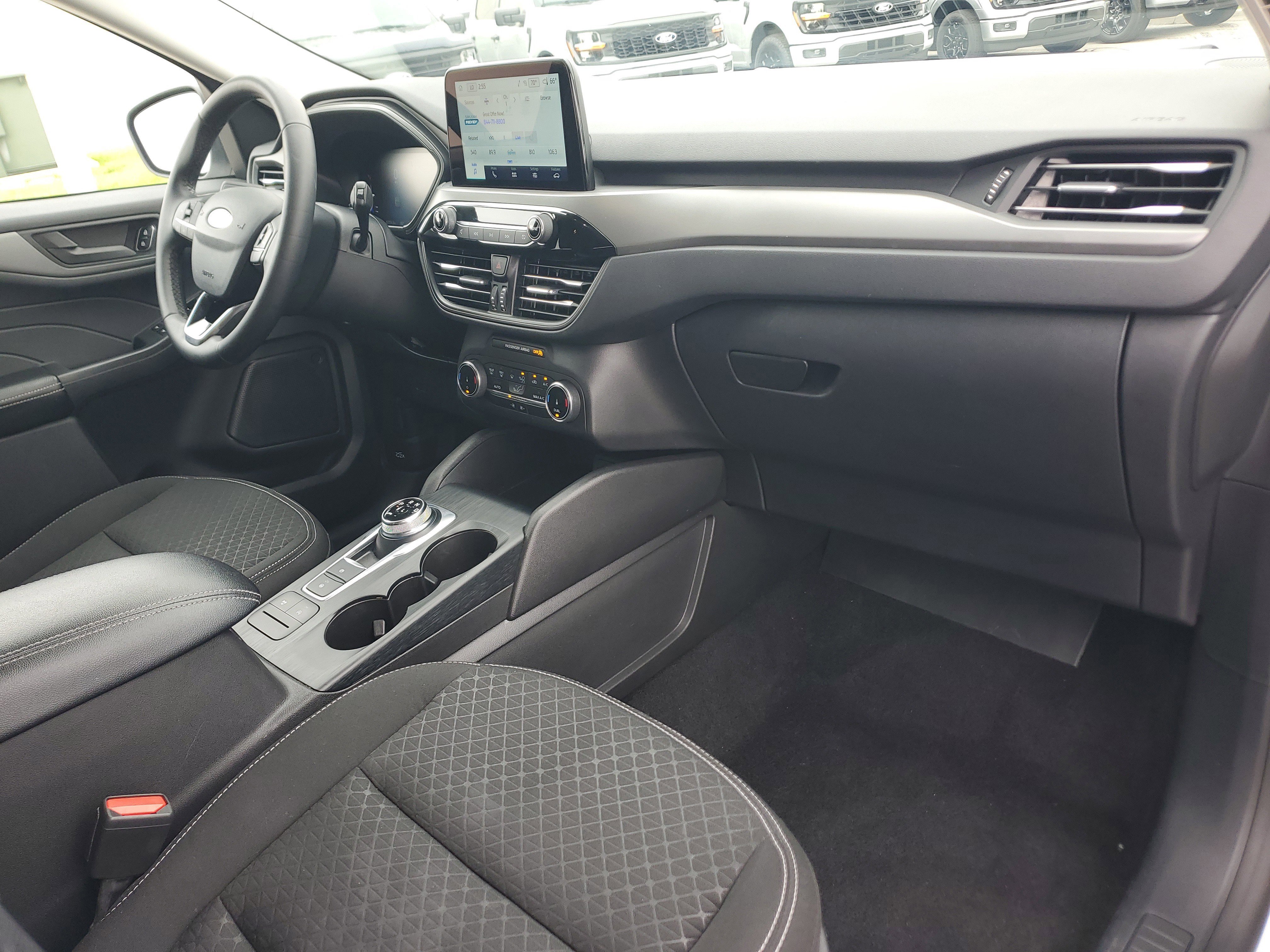 Used 2024 Ford Escape Active image 18