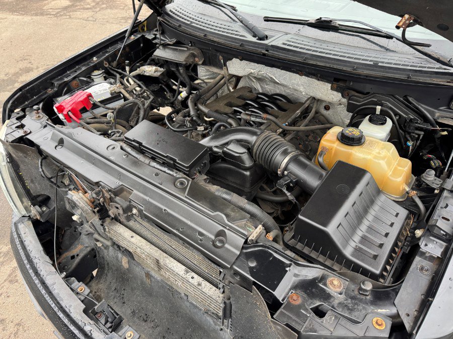 Used 2011 Ford F150 Lariat w/ Lariat Chrome Pkg image 23