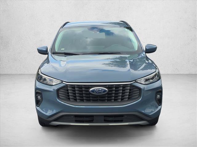 Used 2023 Ford Escape SE FWD image 2