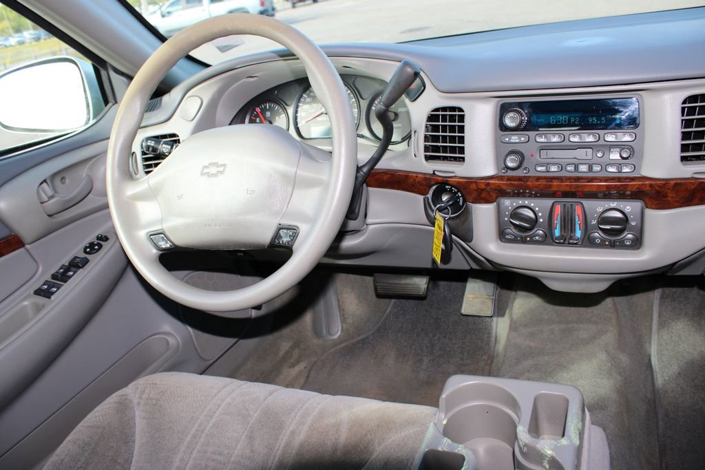 Used 2004 Chevrolet Impala image 8