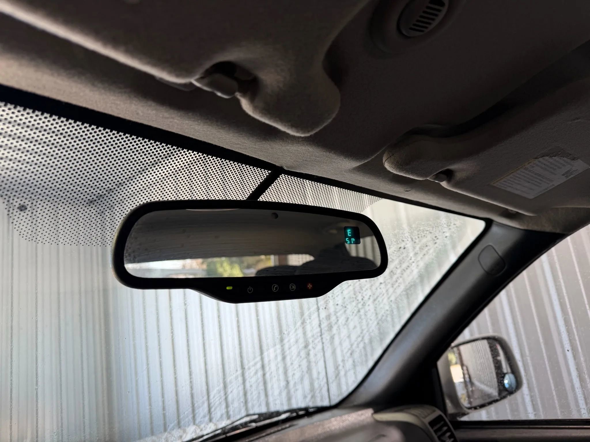 Used 2011 GMC Canyon SLE image 29