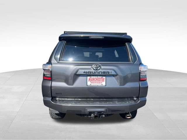 Used 2022 Toyota 4Runner SR5 Premium w/ Moonroof Package AWD/4WD image 6