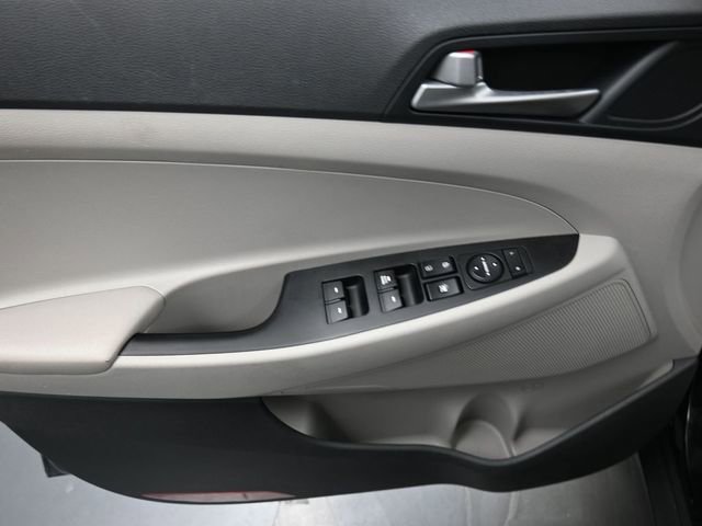 Used 2017 Hyundai Tucson SE image 13