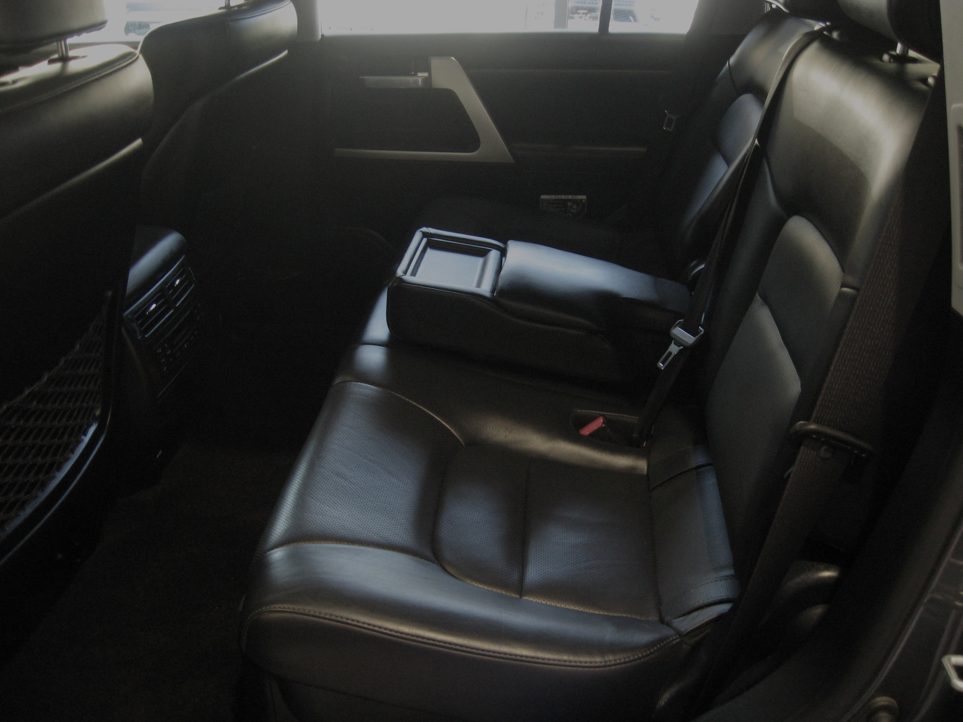 Used 2018 Toyota Land Cruiser image 8