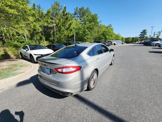 Used 2016 Ford Fusion Titanium FWD image 14
