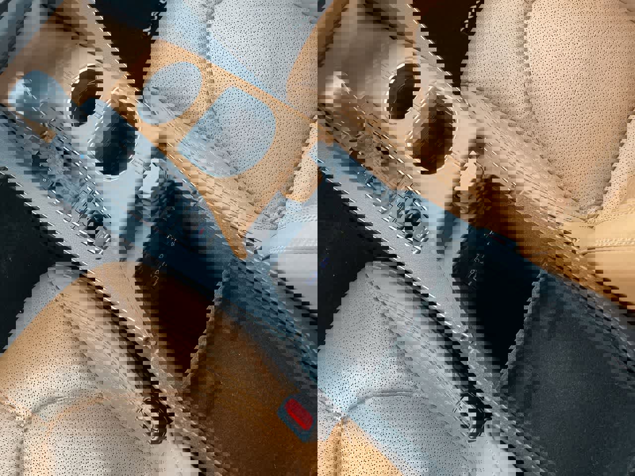 Used 2022 Toyota Avalon Limited w/ Advanced Safety Package image 26