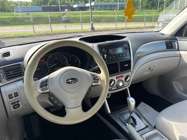 Used 2013 Subaru Forester 2.5X Premium w/ All-Weather Pkg AWD/4WD image 13