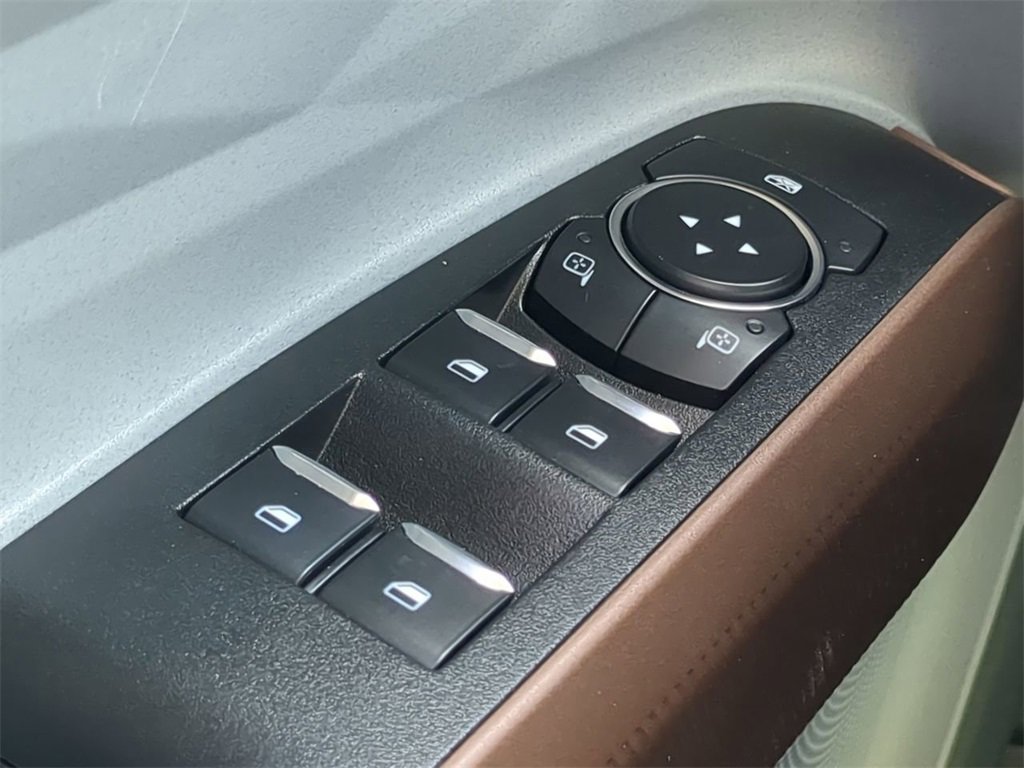 Used 2024 Ford Maverick Lariat image 23