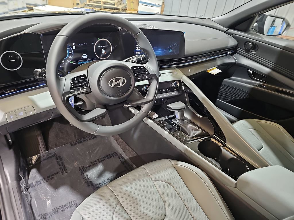 New 2026 Hyundai Elantra Limited image 15