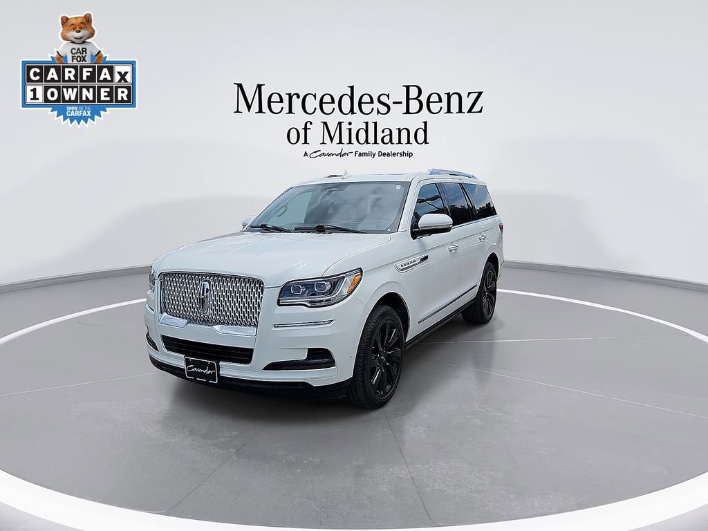 Used 2023 Lincoln Navigator Reserve AWD/4WD image 4