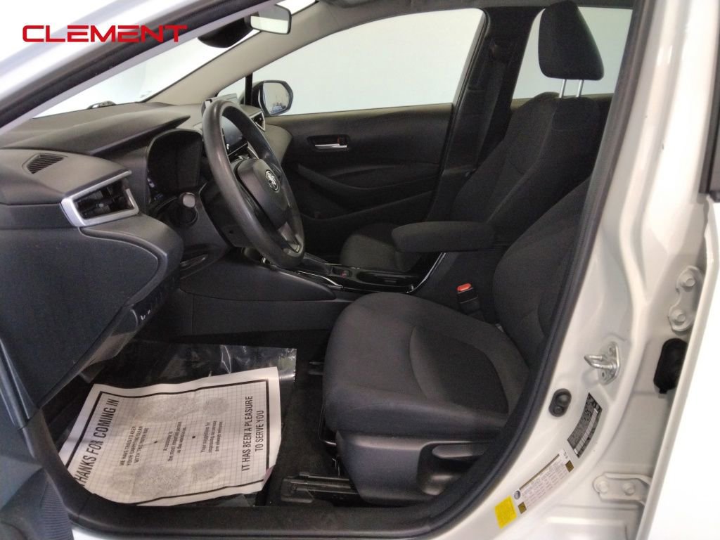 Used 2020 Toyota Corolla LE image 18