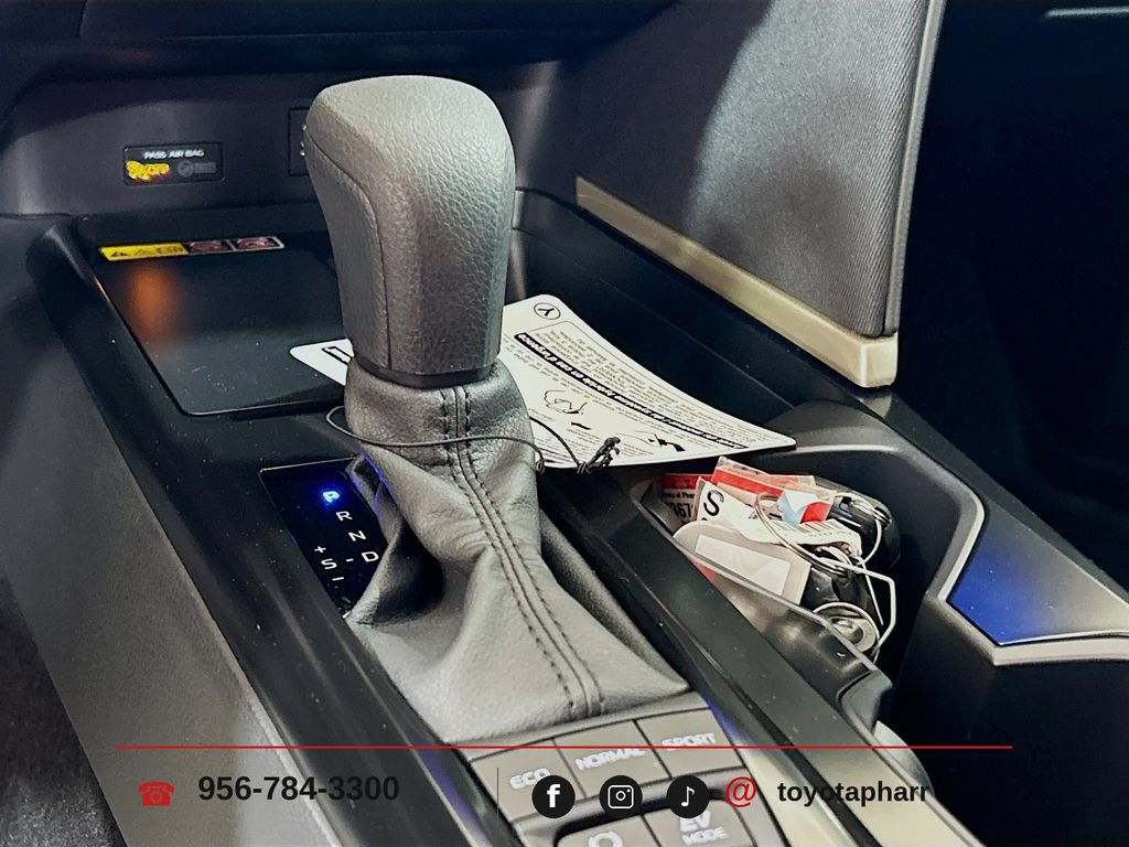 New 2026 Toyota Camry LE w/ Convenience Package FWD image 17