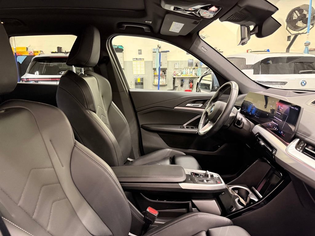 Used 2026 BMW X1 xDrive28i AWD/4WD image 29