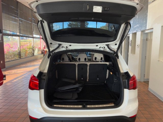 Used 2019 BMW X1 sDrive28i image 12