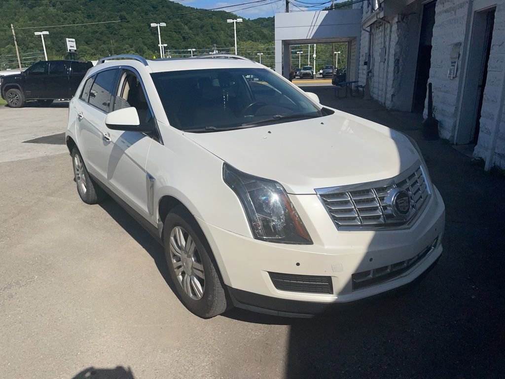 Used 2015 Cadillac SRX Luxury AWD/4WD image 3