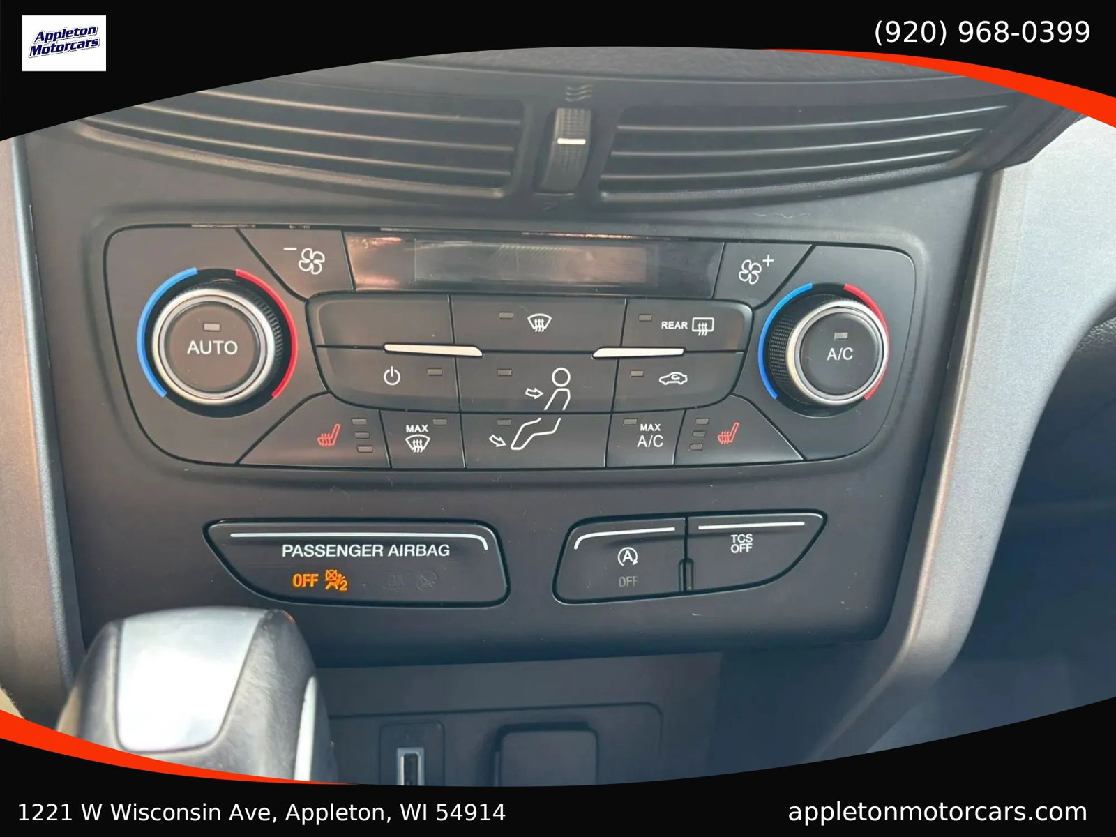 Used 2018 Ford Escape SEL AWD/4WD image 19