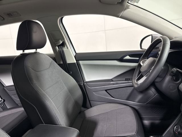 Used 2022 Volkswagen Taos SE image 12