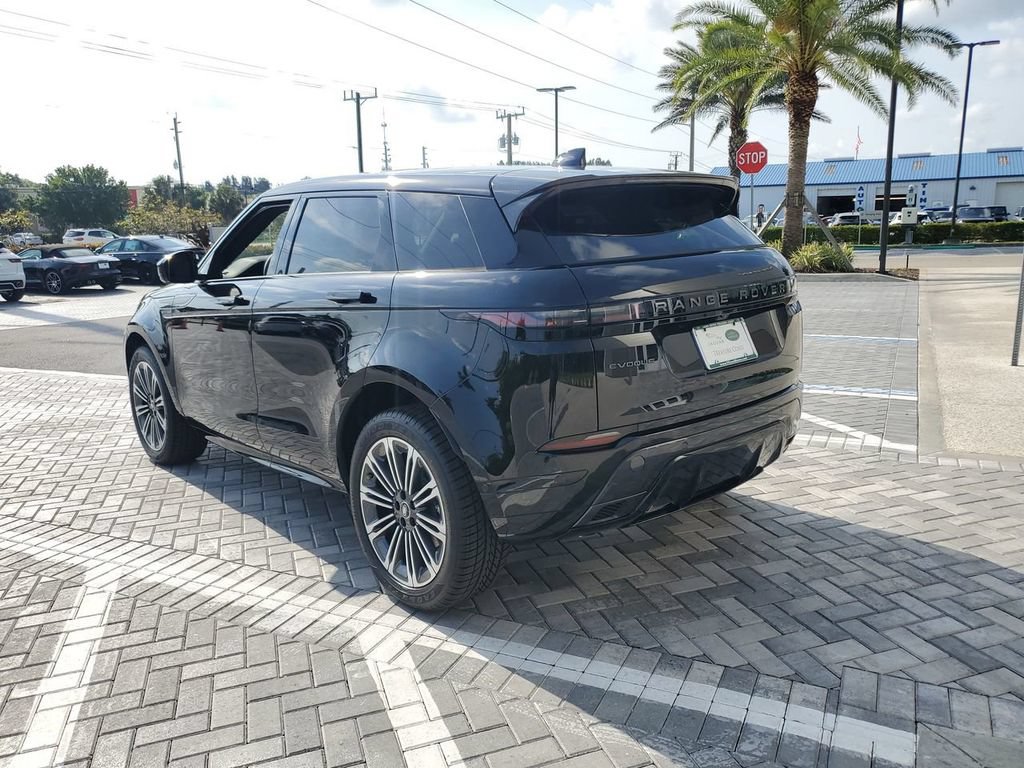 New 2026 Land Rover Range Rover Evoque Dynamic SE AWD/4WD image 3