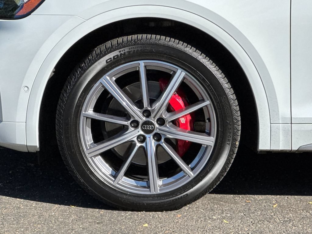 Certified 2024 Audi SQ5 Prestige AWD/4WD image 38