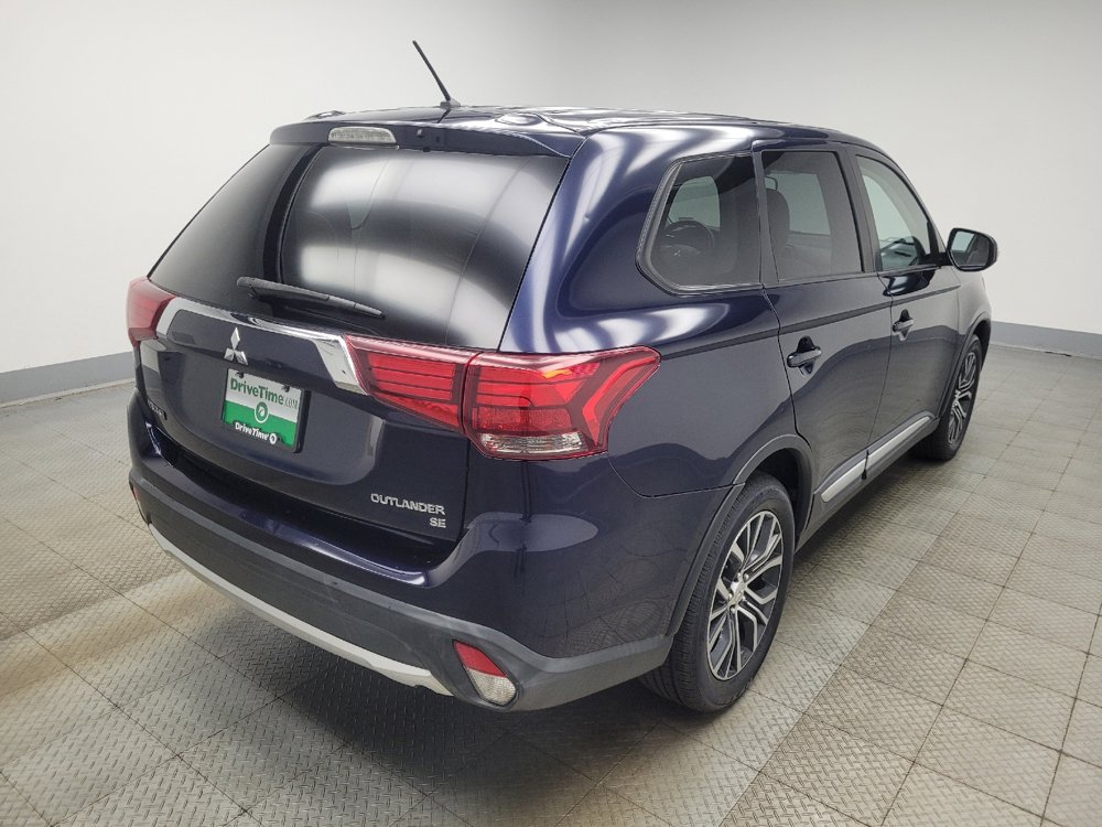Used 2016 Mitsubishi Outlander SE image 9