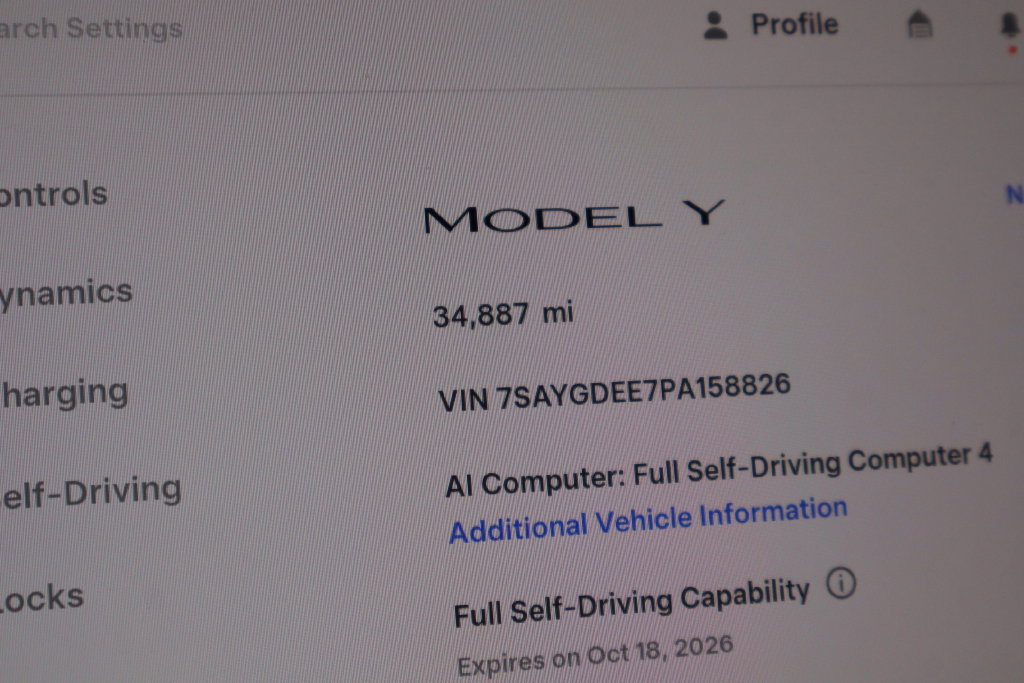 Used 2023 Tesla Model Y Long Range AWD/4WD image 42