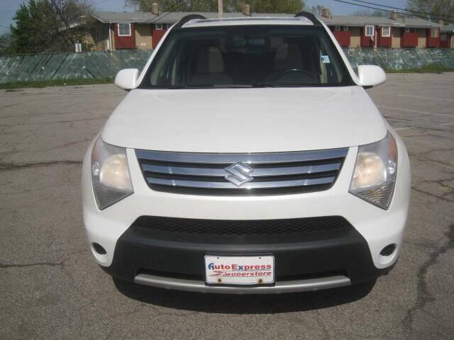 Used 2009 Suzuki XL7 Luxury AWD/4WD image 2