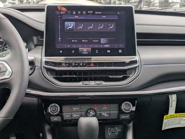 New 2026 Jeep Compass Latitude image 16