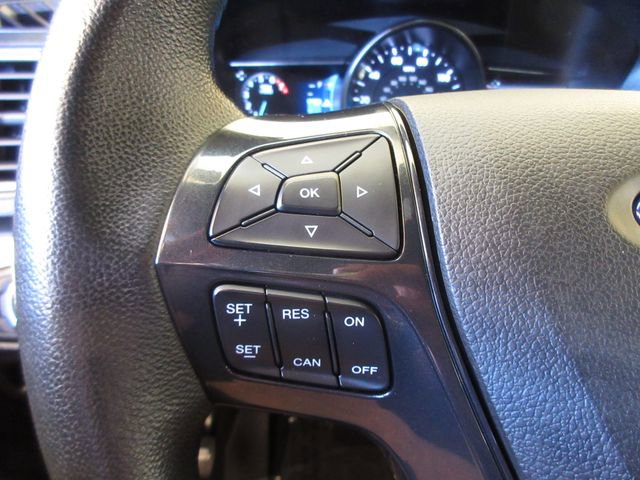 Used 2017 Ford Explorer XLT w/ Equipment Group 202A image 15