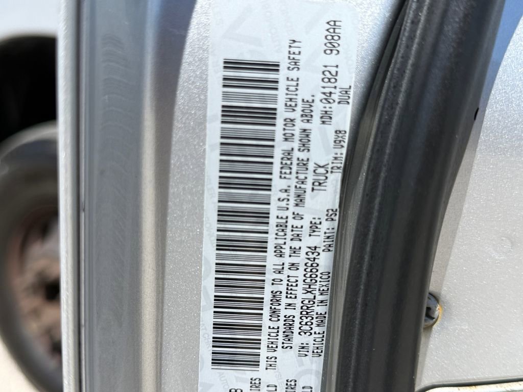 Used 2017 RAM 3500 Tradesman w/ Chrome Appearance Group image 27