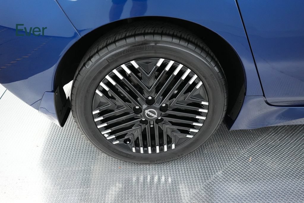 Used 2025 Nissan Leaf SV Plus FWD image 9