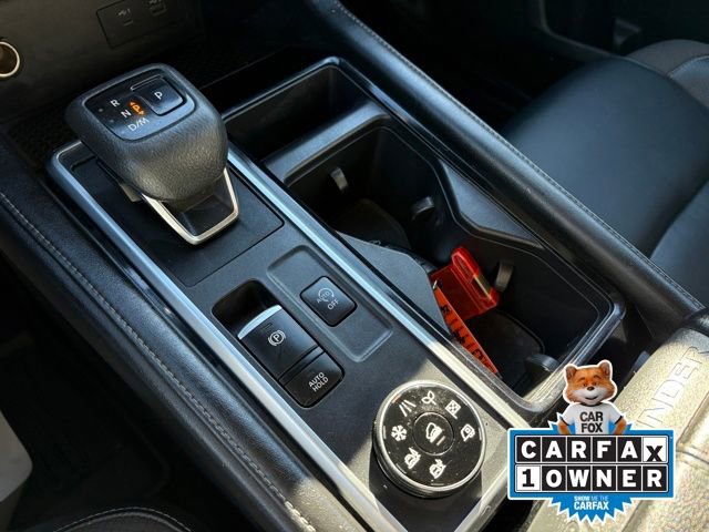 Used 2022 Nissan Pathfinder SL w/ Lighting Package (N92) image 16