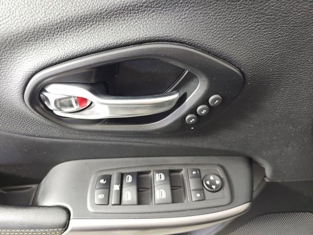 Certified 2022 Jeep Cherokee Limited w/ Mopar Interior Package image 12