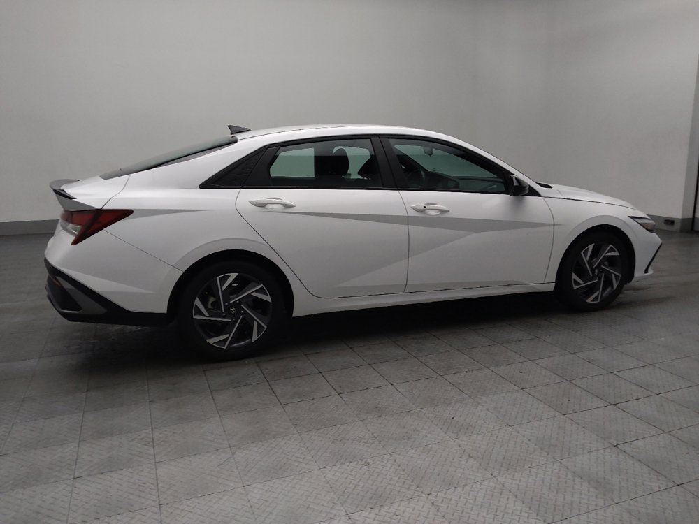 Used 2025 Hyundai Elantra Sport image 10