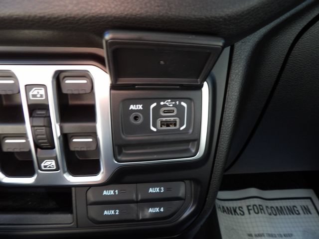 New 2026 Jeep Gladiator Mojave AWD/4WD image 23