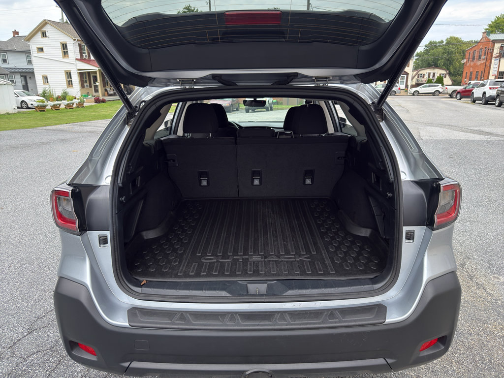 Used 2025 Subaru Outback Premium w/ Popular Package #1A AWD/4WD image 25