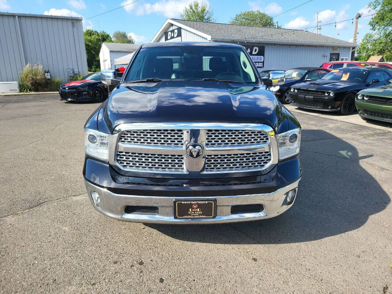 Used 2016 RAM 1500 Laramie w/ Convenience Group image 3