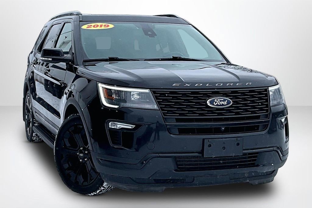 Used 2019 Ford Explorer Sport image 3