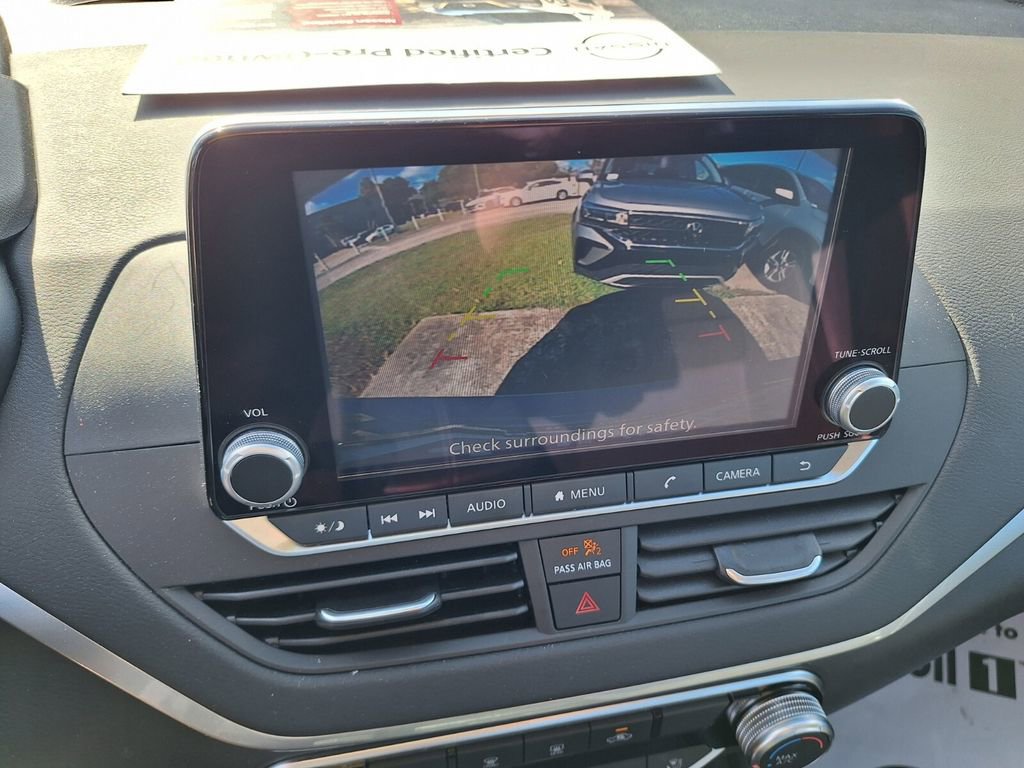 Used 2025 Nissan Altima 2.5 S image 23