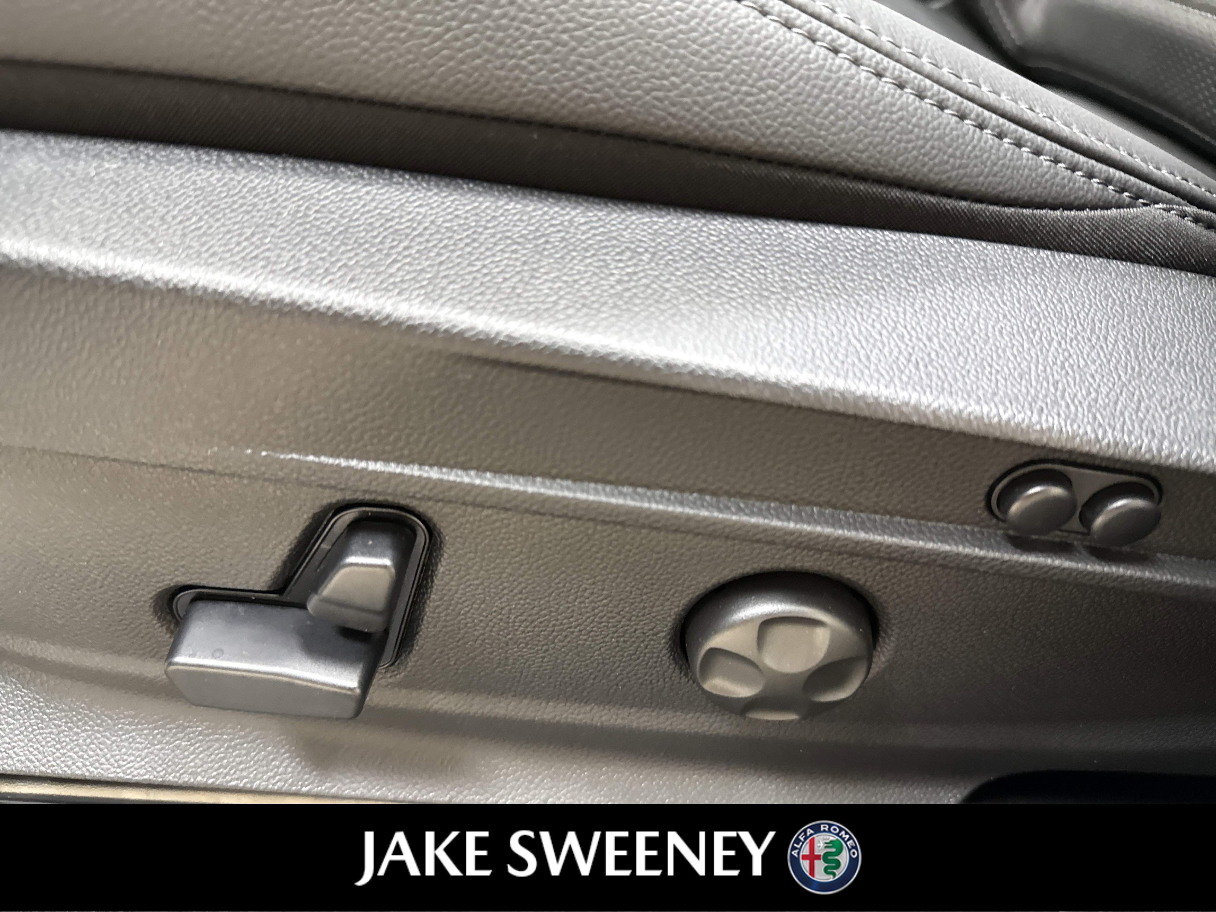 New 2026 Alfa Romeo Stelvio Sprint image 27