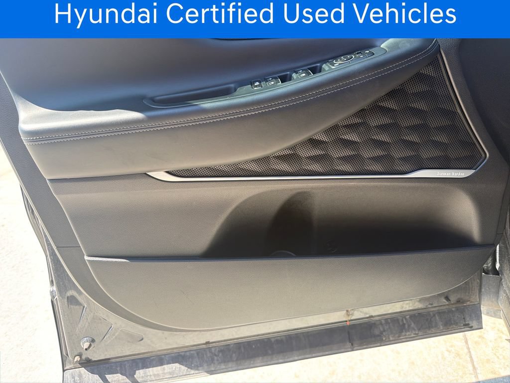 Certified 2023 Hyundai Santa Fe Limited FWD image 16