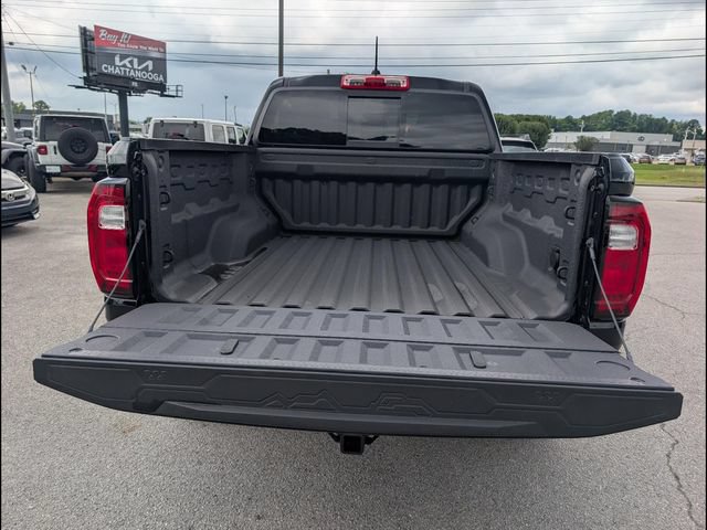 Used 2025 GMC Canyon AT4 w/ Technology Plus Package AWD/4WD image 19