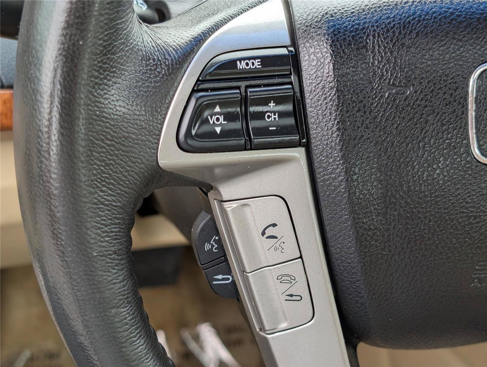 Used 2012 Honda Accord EX-L image 22