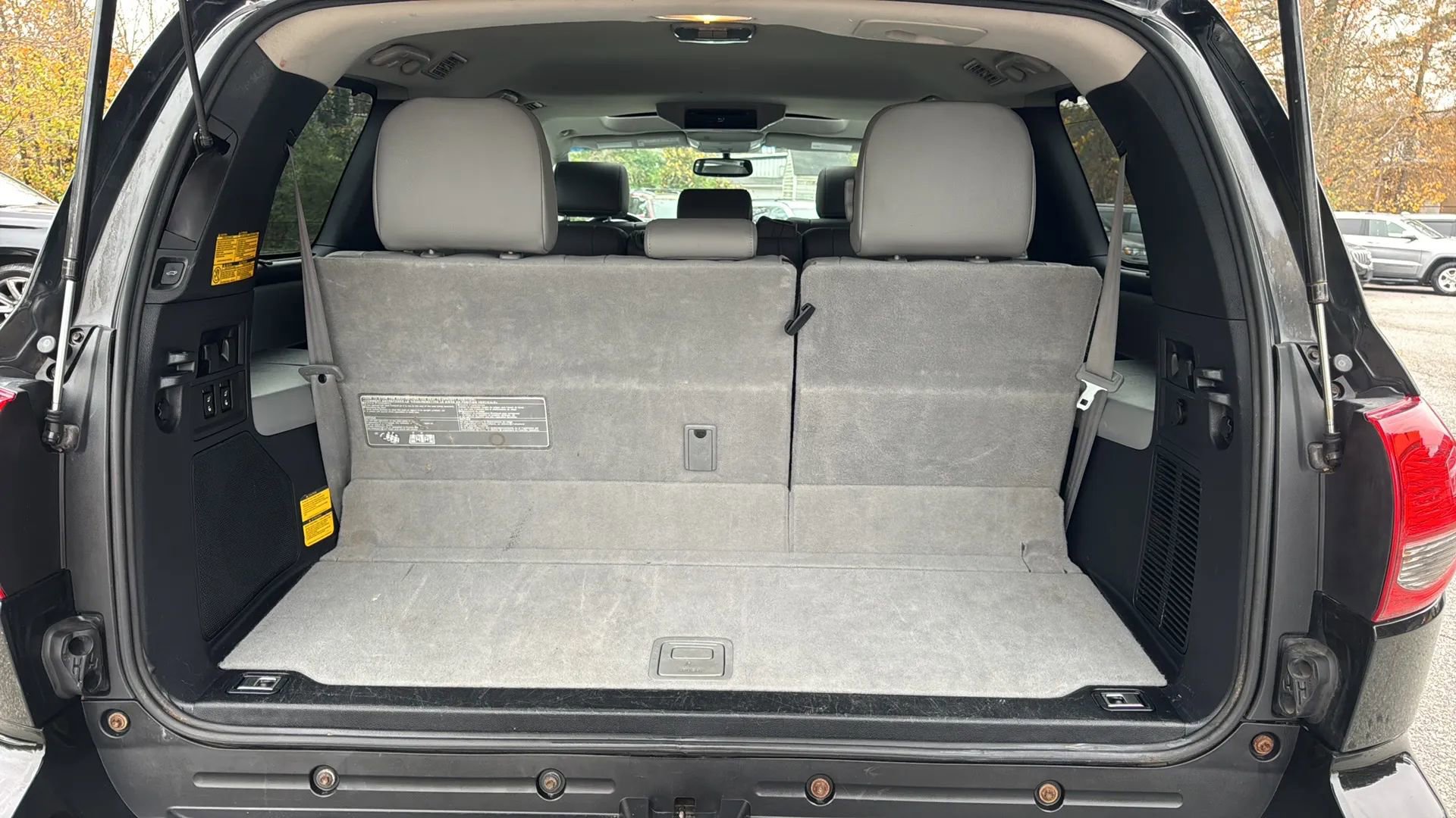 Used 2014 Toyota Sequoia Limited image 14