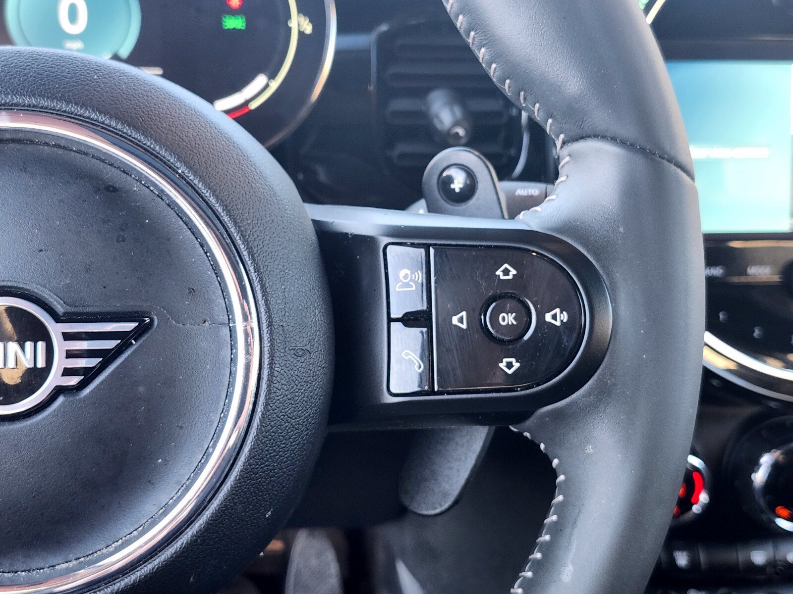 Used 2024 MINI Cooper S FWD image 26