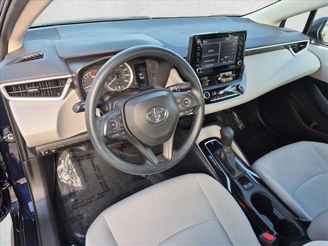 Used 2022 Toyota Corolla LE w/ LE Convenience Package FWD image 9