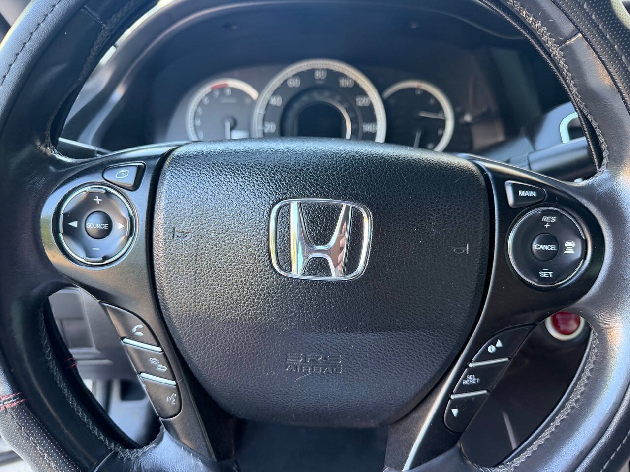Used 2014 Honda Accord Touring image 19