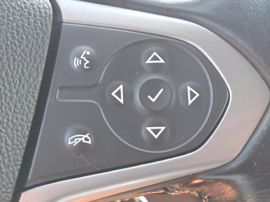 Used 2018 Chevrolet Colorado LT w/ LT Convenience Package AWD/4WD image 13