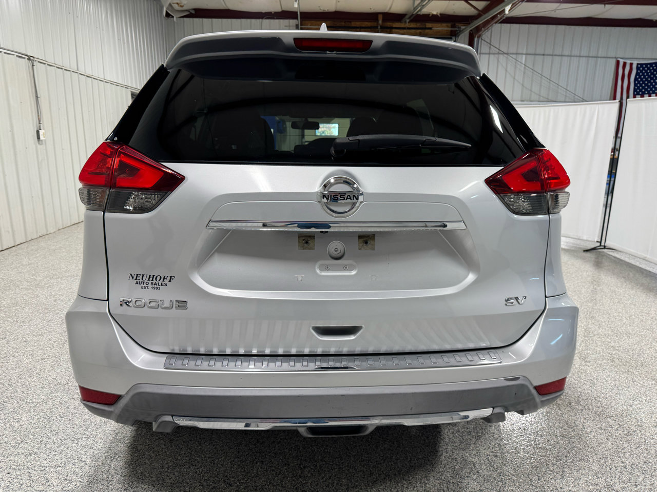 Used 2017 Nissan Rogue SV image 6